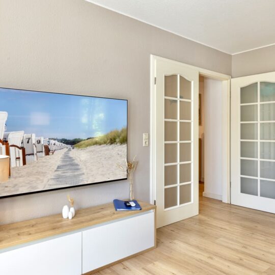 Einer von zwei großen Balkonen der Ferienwohnung Helene im Ostseebad Baabe auf der Insel Rügen an der Ostsee nahe Binz - Smart-TV