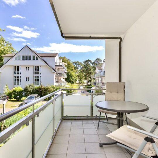 Einer von zwei großen Balkonen der Ferienwohnung Helene im Ostseebad Baabe auf der Insel Rügen an der Ostsee nahe Binz